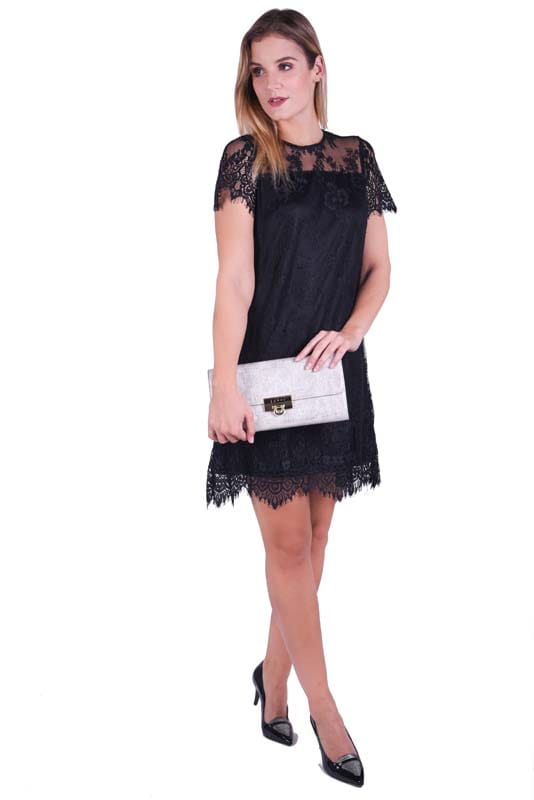 Złota wizytowa torebka NOBO w eleganckiej stylizacji damskiej