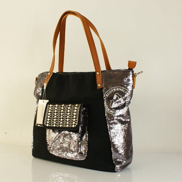 Elegancka czarna torba na ramię i shopperka 2w1 – codzienny styl