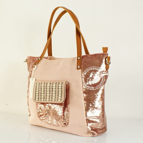 Oryginalna różowa torebka David Jones – wnętrze z jedną komorą i trzema kieszonkami, praktyczne rozwiązania, Niua