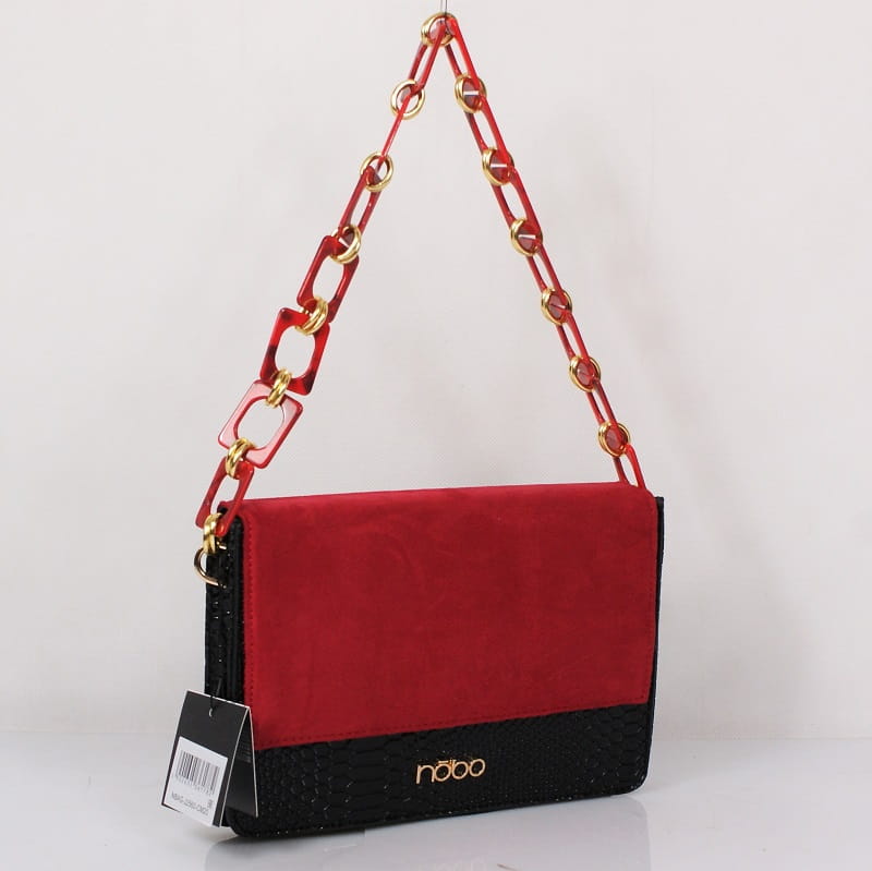Torebka NOBO czarno-czerwona – regulowany pasek i możliwość noszenia crossbody
