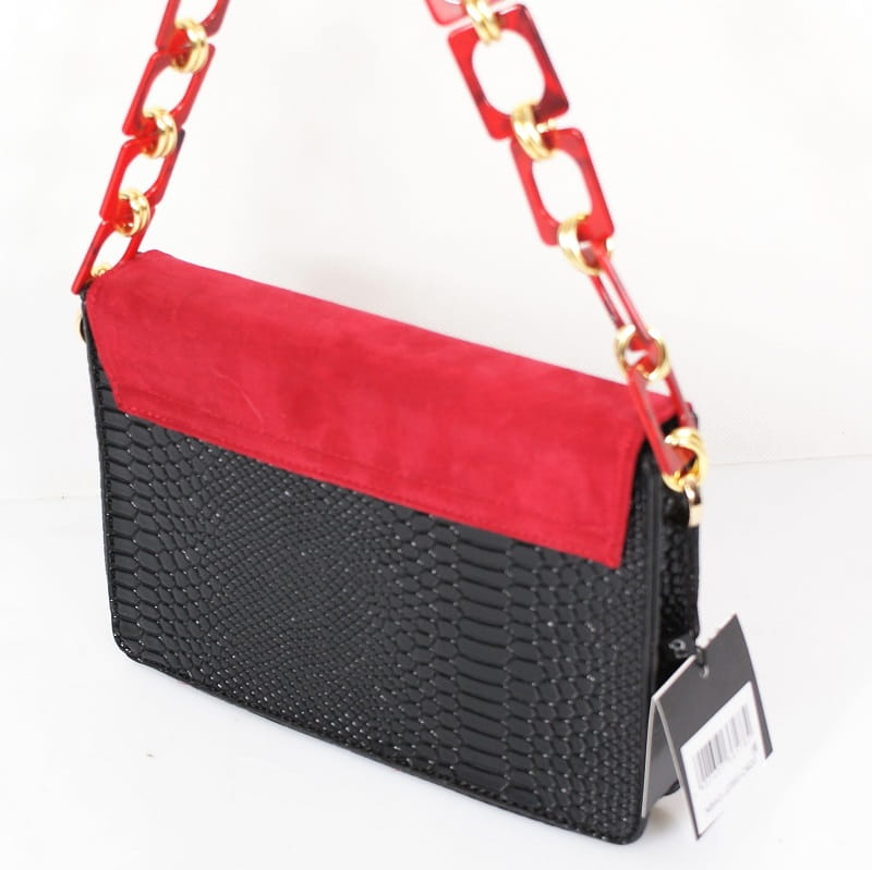 Detale torebki NOBO – złote okucia i staranne wykończenie