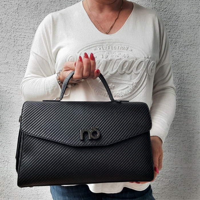 Stylowa czarna torebka Nobo kuferek, elegancka i funkcjonalna dla kobiet