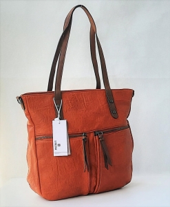 Ceglasta włoska torebka D.Cristina – widok z boku, lekka i funkcjonalna