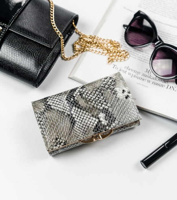 a06b629edb81e5be09c015596b38330e