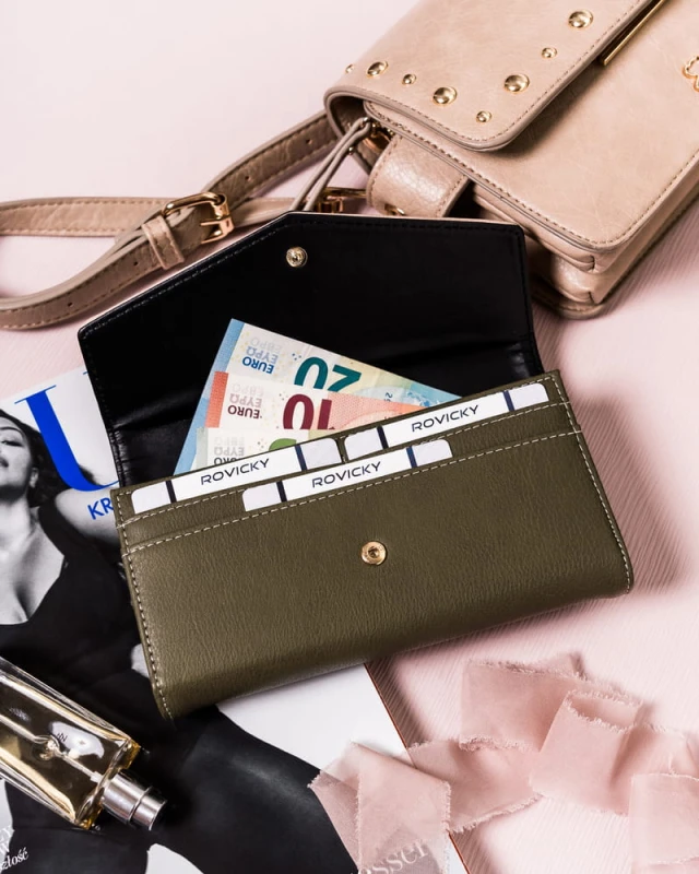 ed0b0d6f6b4c57a45cf3dac398e34349