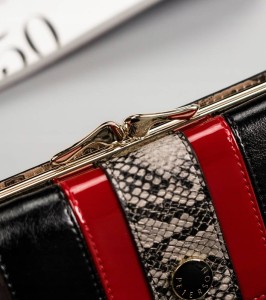 913b25713c3002b6ec5c4682bde6512c