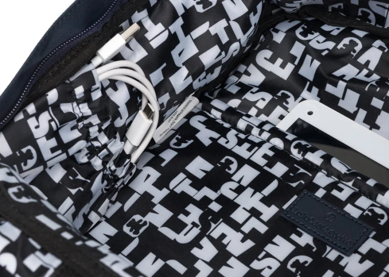 8d42220f56da6c51de7ba857c7b1e76f