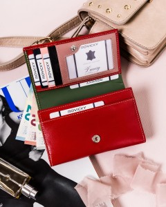 Duży portfel damski z bydlęcej skóry naturalnej - Czerwony