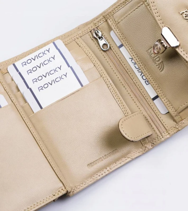 05d3bc1653f1e5e7e9f73afbb547f7de