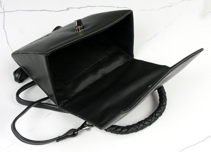 334c86a4a1d0d6942a05b47e3db3ec66