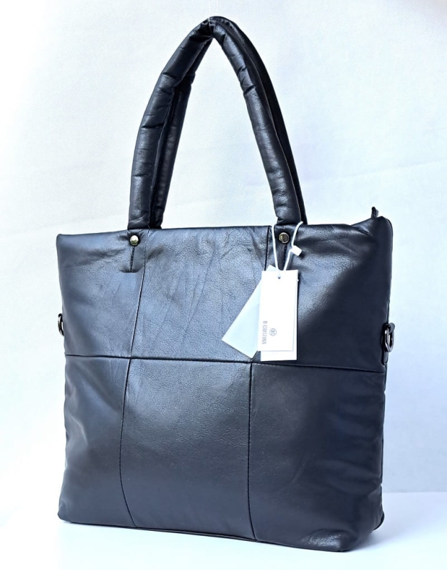 Torebka miejska damska – widok z tyłu z długimi rączkami