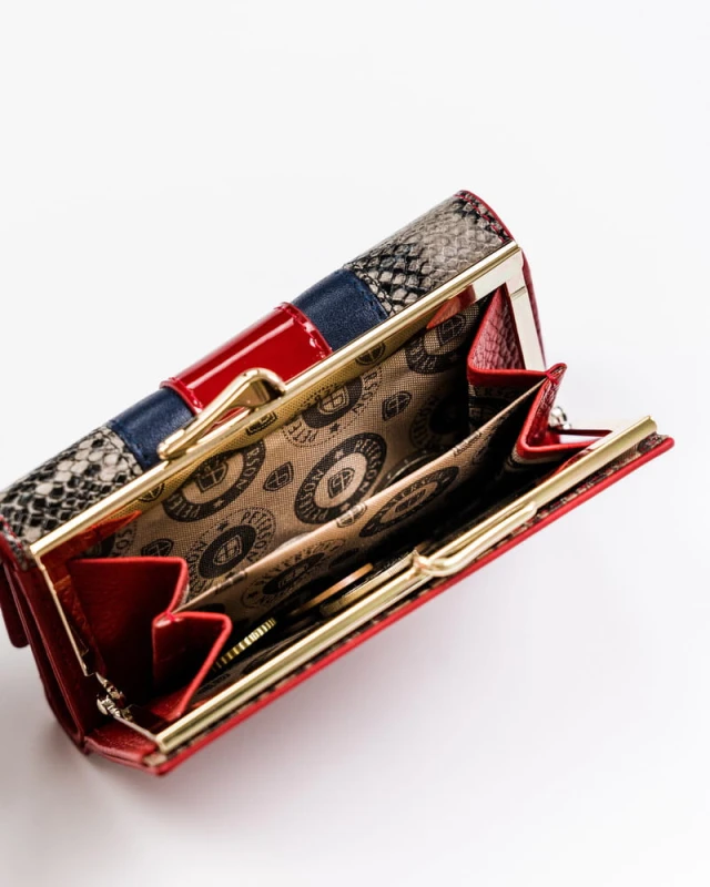 fbbd653416167b46fc00b1dce37c539e