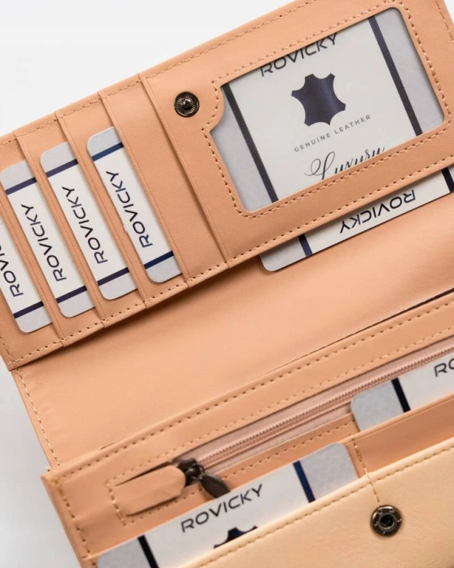 8286398218d63b60a2afcec766e1996a