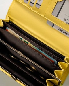 556c9b63e61b5c5432bd69ac5549d084