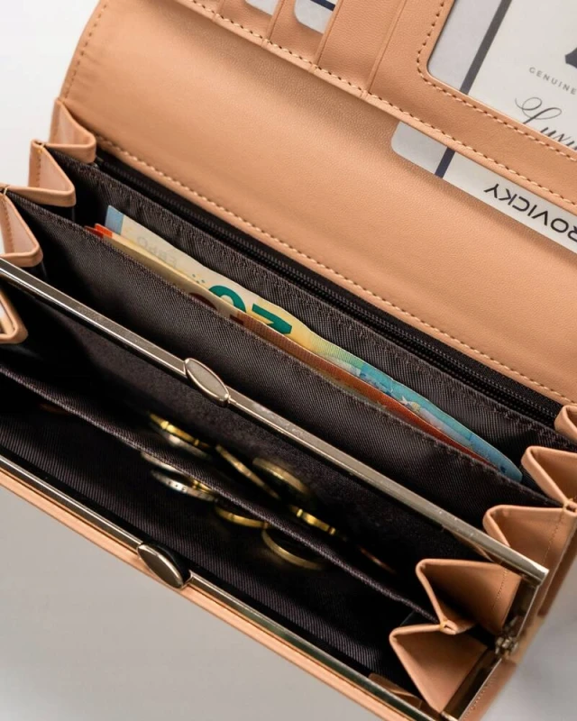 b2ae85b558cb733315337e4bbf418114