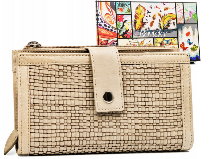 daa23d208bd2de7ed7aae5f15c4b0dfc