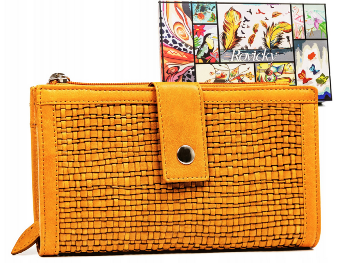 a0b1c33b925bed336d92876bb39b855a