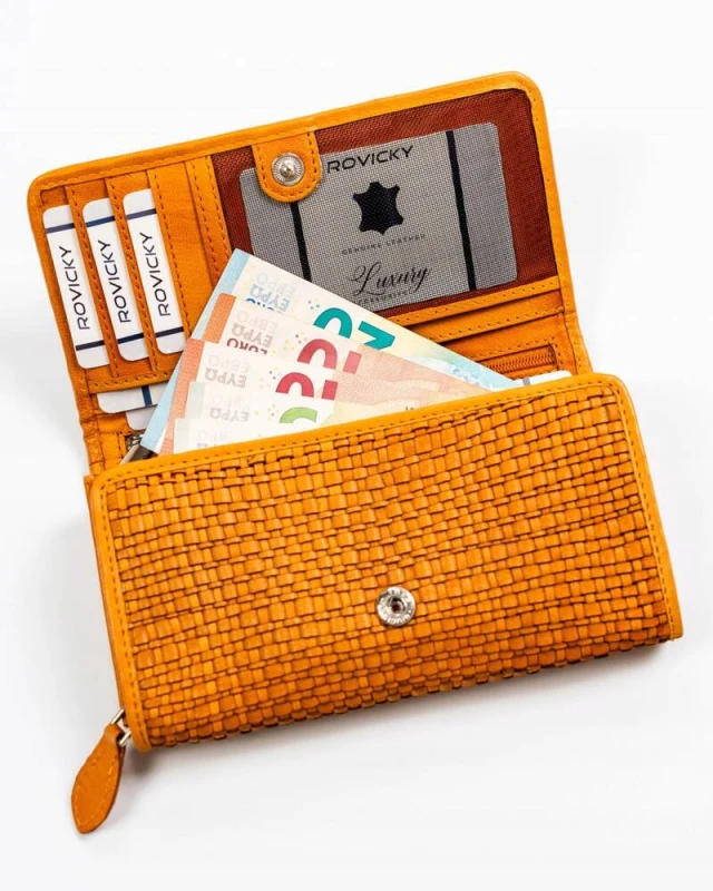 7d598127222bfec1d4ab9e52eec15d45