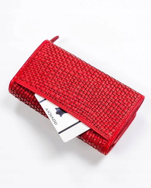 821b7b3087773780d7a4f2ac5247b590