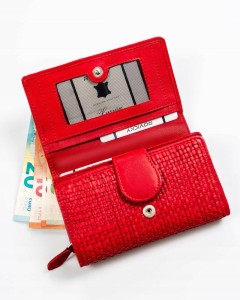 Elegancki portfel damski ze skóry naturalnej