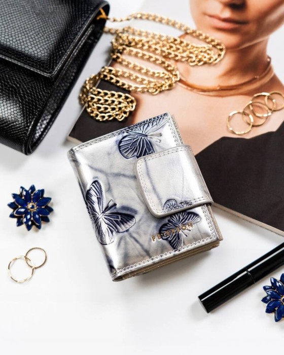 Skórzany portfel damski na bigiel i zatrzask