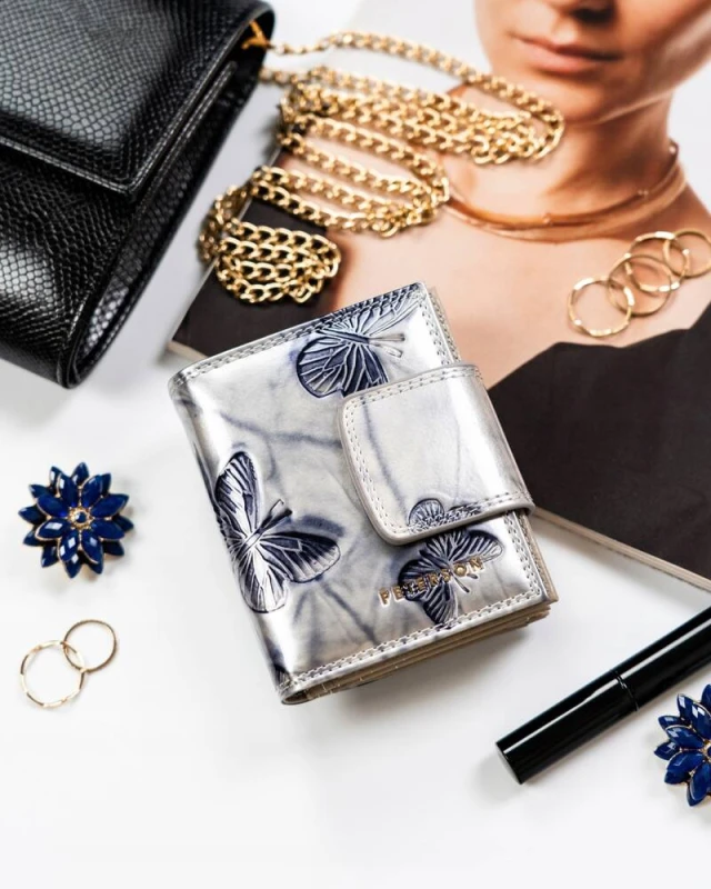 Skórzany portfel damski na bigiel i zatrzask