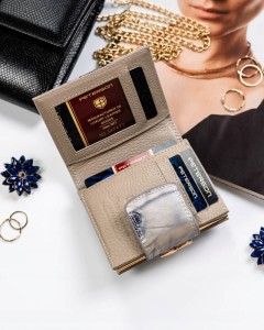 c027b917e76432399d2f3953039abaef