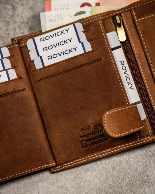 39b6a79459a634e5db7ed731c19391e3