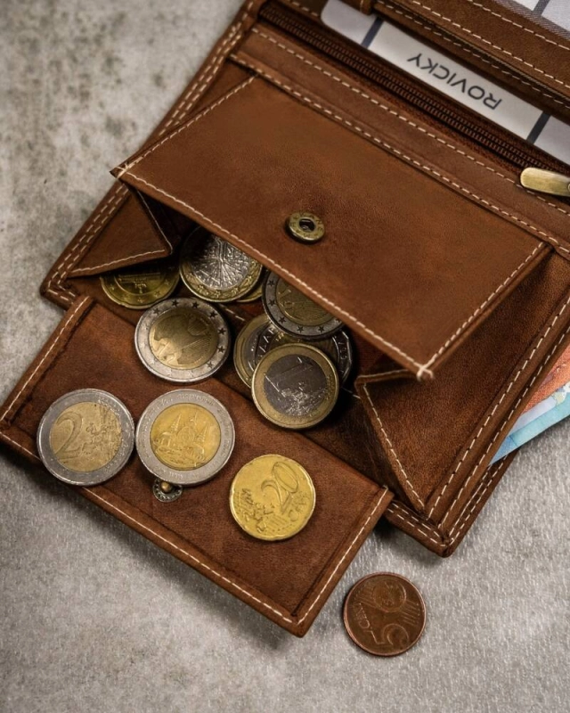 67ca5c1f26ed8e29a9d598ee7a754c5b