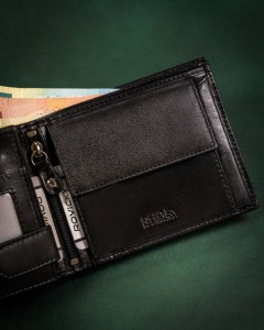 8798b18fc68347d9f58090cf01830833