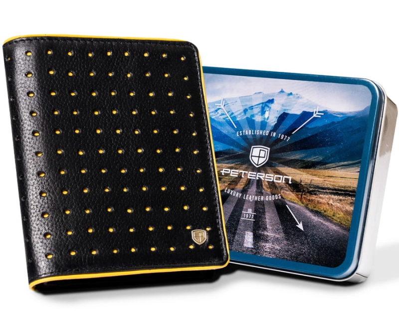 Skórzany, sportowy portfel męski