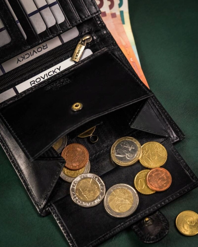 1e76f58669be50feaaeef71b2a8b8756