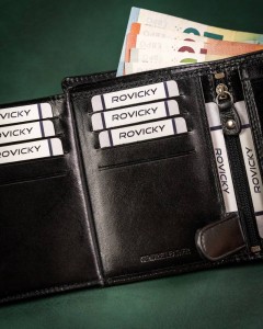 f19c994dd1c3def8fa3c17f6c10c7be8