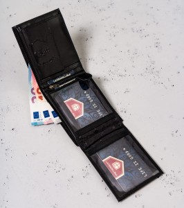 b4f5251de6c2cc516acf74c12aaa0aaf