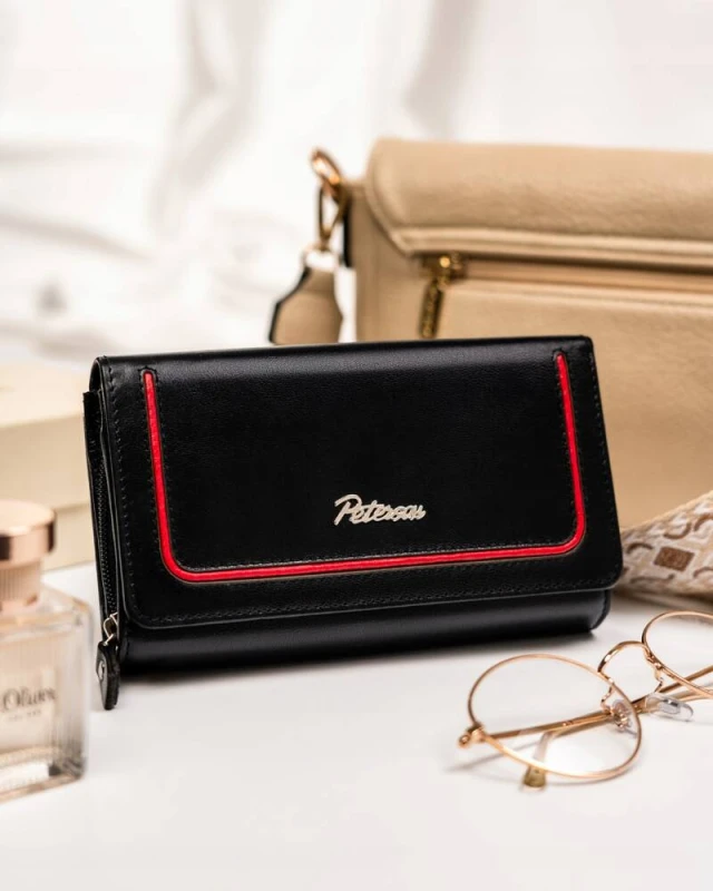 fe8aad7e197a4e41b3dd4361f9c0ec15