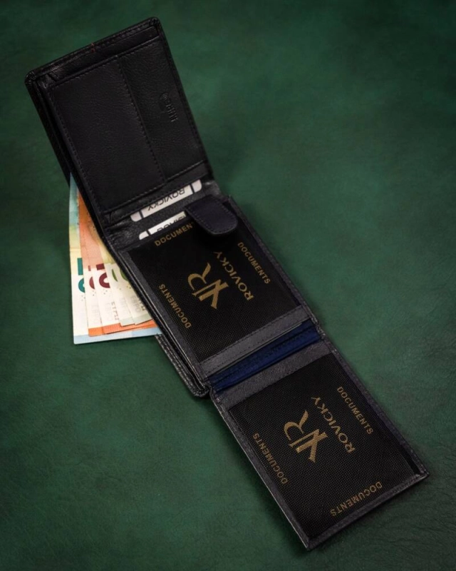 8e70301a323577478151eae5f571ee46