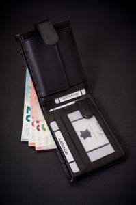 e026a820cb25a528ef50a6a655c4dfbb