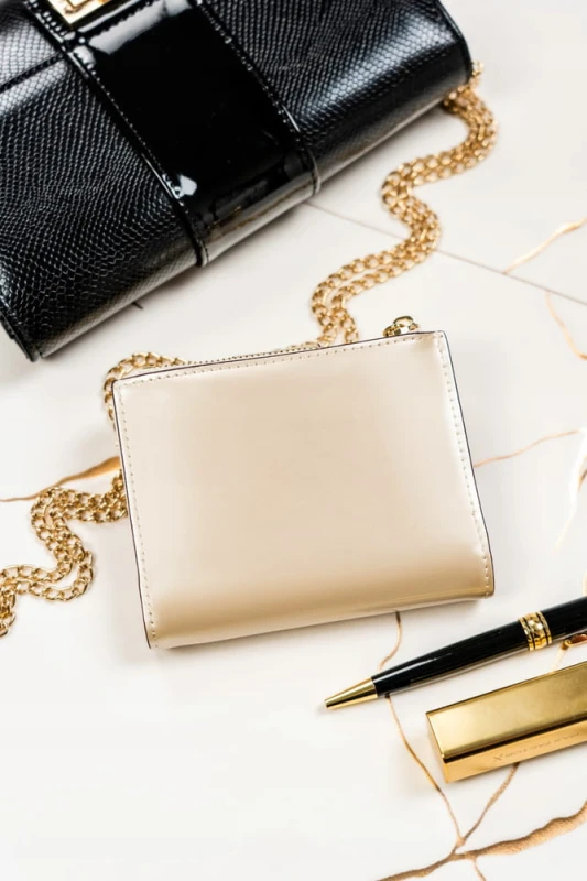 24093fecf6e81baaa8747b37cdbb73eb