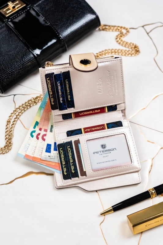 ddfa00f8898c8db53bfad3a3b7cf81f6