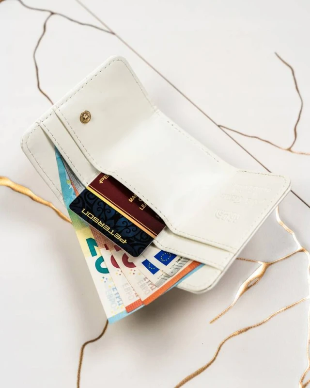 e47f346c6244d8dc30971663ac04e95c