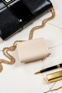 c0c8f70c98b2f1102db3e5e83ab2de9e