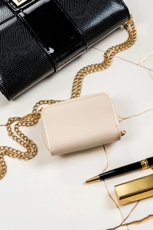 c0c8f70c98b2f1102db3e5e83ab2de9e