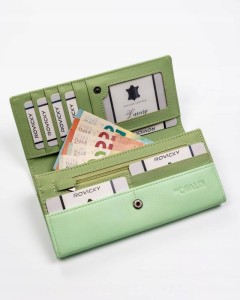 d365b283526ad0a347662ec73c4ab4da