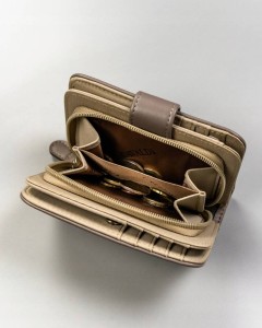 1b60e7a79729037f67833ca29c550a8f