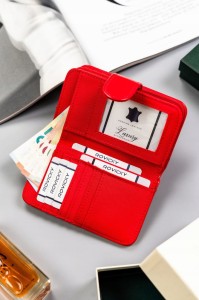 ecb8dac6f058815723a4de6e7105f702