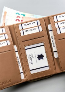 320e200f35e66abc35fd2af22b121d27