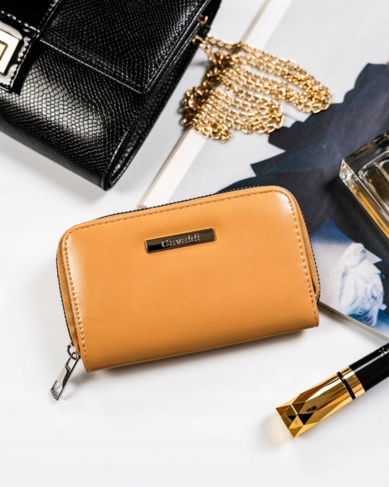 b63cdf05570a64b7fa07637c0c00a8d1