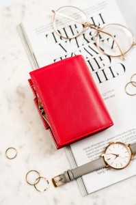 Mały portfel damski ze skóry ekologicznej - Czerwony