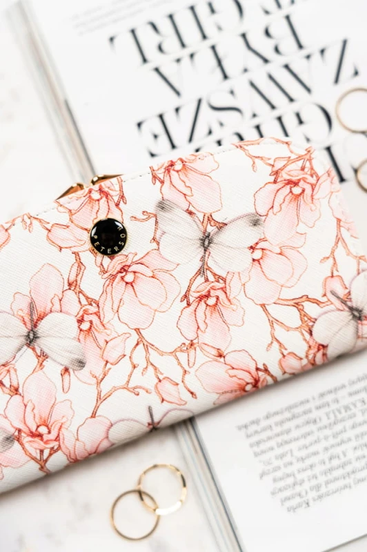 Duży portfel damski ze skóry ekologicznej w kwiatowy wzór - Peterson