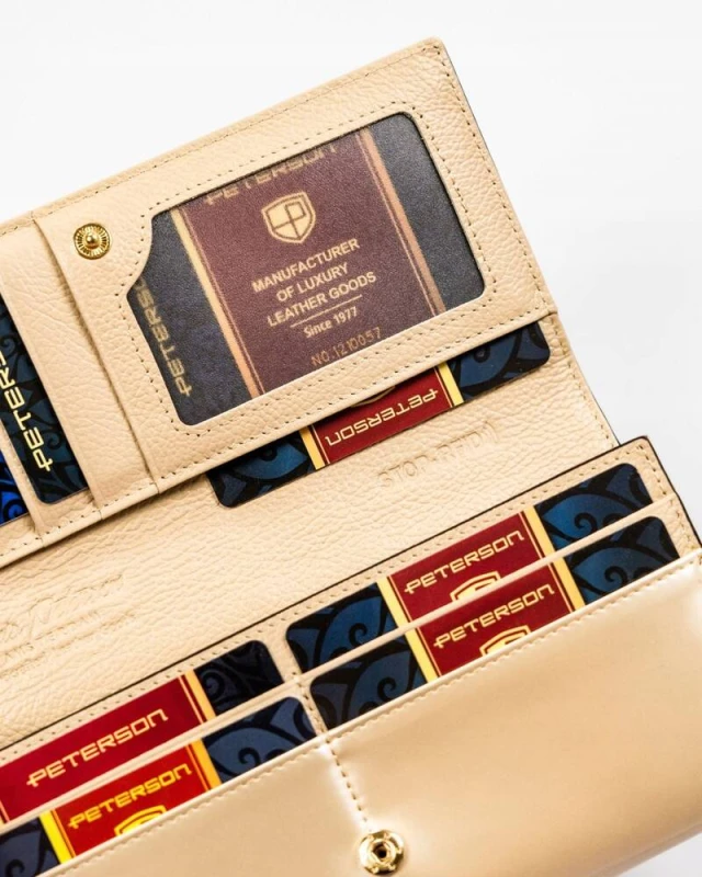 Eleganckie złote okucia portfela damskiego Peterson